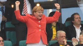 Merkel und ihre Liebe zum Fußball