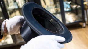 Hitlers Zylinder wird versteigert