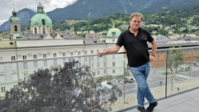 Schmausen, Plauschen, Lauschen im Sommergarten