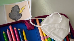 Prien kritisiert Rückfall in Zeiten vor Impfung