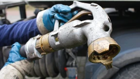 Vor dem Winter wird Heizöl billig