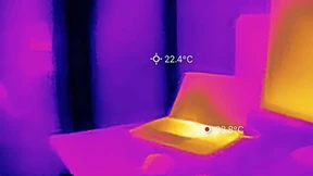 Heiße Bilder in der Hand