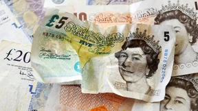 Pfundkurs sinkt wegen Brexit-Sorgen