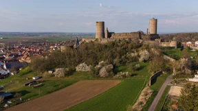 Burg Münzenberg aufwerten