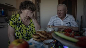 „Sie ist dünn, sehr dünn, sehr, sehr dünn. Aber sie hält durch“