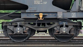 Dobrindt will laute Güterwagen verbieten 