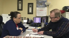 100.000 Dollar Schadenersatz nach verweigerter Heiratslizenz für schwules Paar