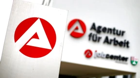 Arbeitslosigkeit geht zurück