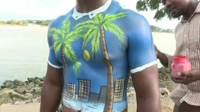 Körperkunst in der Elfenbeinküste