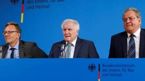 Seehofer fordert mehr Polizeipräsenz an Bahnhöfen