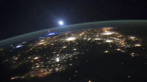 Schwere Gewitter auf Tuchfühlung mit dem All