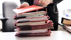 Was tun, wenn die AfD einen Prozess verschleppen will?