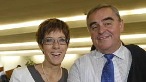 Kramp zur Ministerpräsidentin gewählt