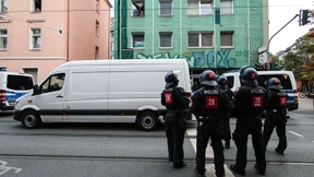 Polizei räumt besetztes Haus in Frankfurt