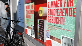 Zwischen Notunterkunft und FKK-WG