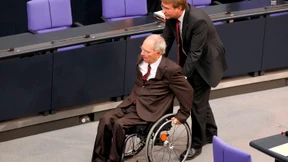 Schäuble verteidigt Pofallas Wechsel zur Bahn