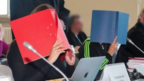 Revision gegen Urteil um Gruppenvergewaltigung 