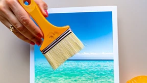 Sieben auf einen Pinselstreich