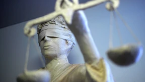 Mitangeklagter in Lübcke-Prozess bleibt auf freiem Fuß