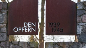 Befreiung oder „Tag der absoluten Niederlage“?