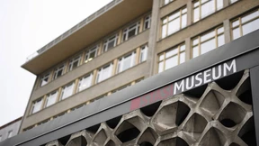 Einbrecher stehlen Stasi-Orden