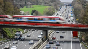 Auto mit Abstand das beliebteste Fortbewegungsmittel
