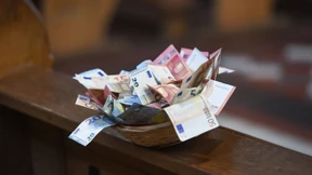 Spendenbereitschaft der Deutschen so hoch wie nie