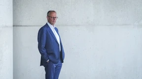 Merz sollte die Spielerei jetzt beenden