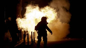 Zusammenstöße zwischen Polizisten und Demonstranten in Athen