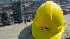 BASF-Aktien schließen am Dax-Ende