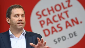 Klingbeil bestellt bei Scholz Führung
