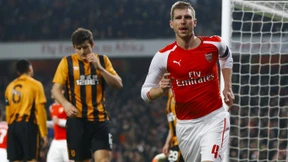 Mertesacker trifft - und verabschiedet Podolski