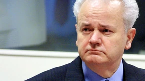 An Miloševićs Bodyguards vorbeigeschlichen