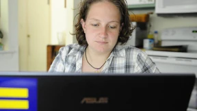 Frauen holen bei den Löhnen langsam auf