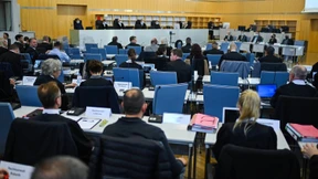 Schöffe schläft bei Mafia-Prozess