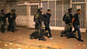 Israels Polizei nimmt Randalierer fest