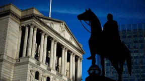 Britische Notenbank hält Leitzins konstant