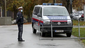 Frau attackiert Rabbiner