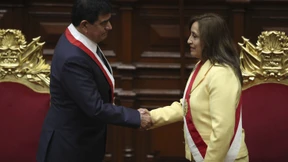 Perus abgesetzter Präsident bittet um Asyl in Mexiko