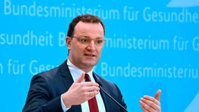 Bundesregierung kauft neues Corona-Medikament