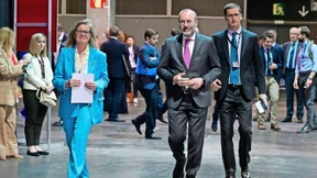 Manfred Weber bleibt EVP-Chef