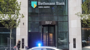 Bank Hauck Aufhäuser Lampe schüttelt China-Manko ab