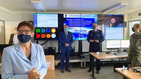 Die Luftwaffe schaut in den Weltraum