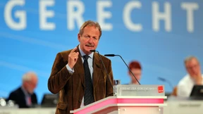 Bsirske fordert Mindestlohn von bis zu 10 Euro