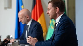 Ministerpräsidenten informieren zu Bund-Länder-Treffen