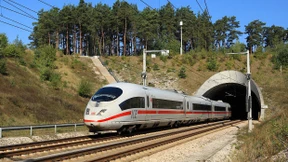 Bahn baut den Fernverkehr aus 