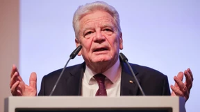 Gauck befürwortet Aufrüstung, um Russland abzuwehren