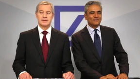 Umbaupläne der Deutschen Bank belasten Kurs