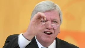 Bouffier will Ehrenamt in Verfassung verankern