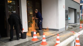 Vereinzelte Blockaden, etwas Farbe, viele Fotos
